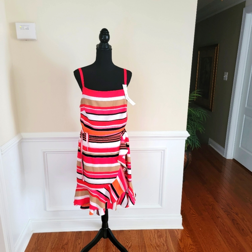 New - Nicole Miller Dress - Picture 6 of 12